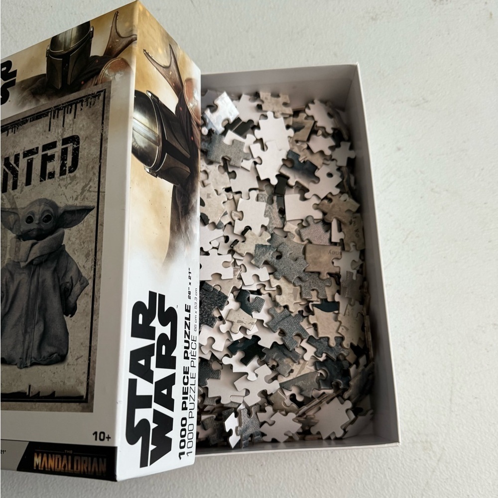 Disney Mandalorian The Child Wanted Poster Puzzle - 1000 Pieces - Picture 3 of 4